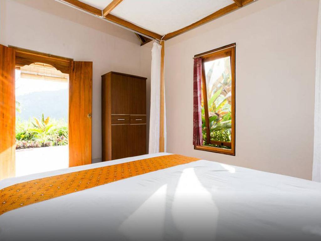 サイドメン The Bukit Artha Bed & Breakfast エクステリア 写真